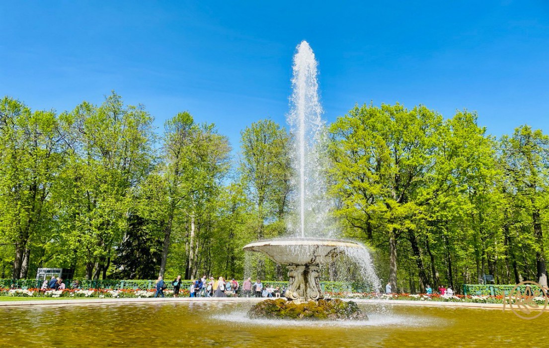 Нижний парк с фонтанами