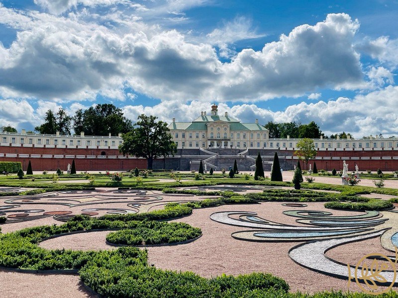Экскурсия в Ораниенбаум из Санкт-Петербурга, с посещением Большого  Меншиковского дворца и парка