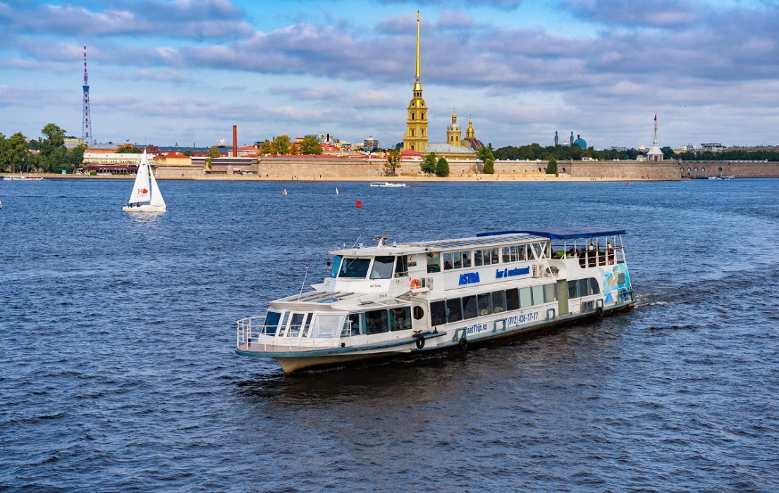 Парадный Петербург с выходом в Финский залив