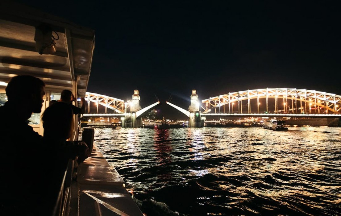 Ночная экскурсия - Истории разводных мостов на теплоходе Аленка