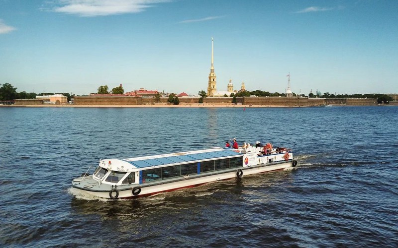 «Мощь Российского Флота» - водная экскурсия 31 июля, в День Военно-Морского флота на однопалубных теплоходах