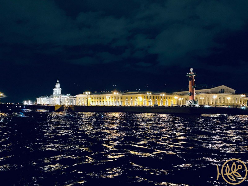 Весь Петербург Комбо - водная ночная экскурсия